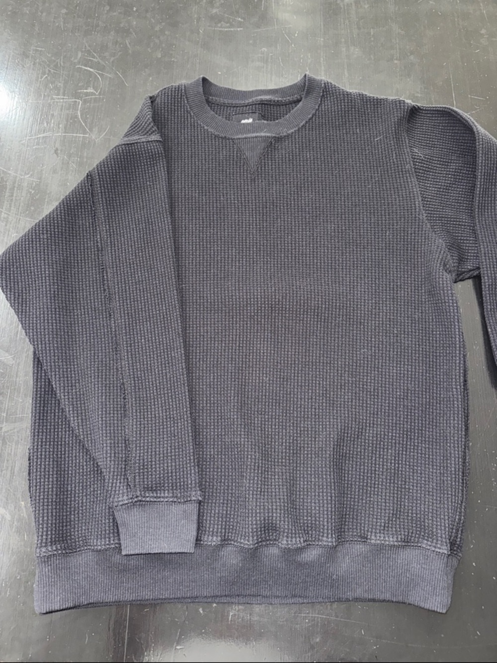 aerie crew neck sweatshirt. black. size small. waffle texture material.